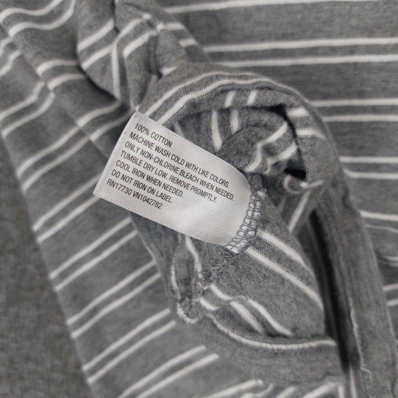 LIZ LANGE MATERNITY WOMENS GRAY WHITE STRIPED BASIC SCOOP NECK TSHIRT SIZE XXL - Picture 5 of 6